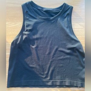 Lululemon train to be tank, black, size 6